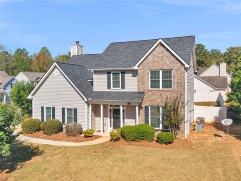 Homes For Sale - 708 Denise Court<br/> Mcdonough, GA 30252