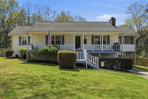 Homes For Sale - 536 Valleyview Drive<br/> Barrow County, Winder, GA 30680