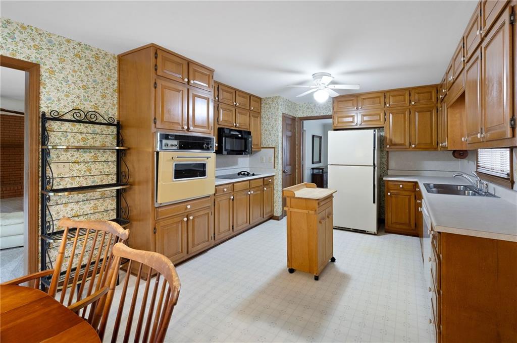 3589 Stone Ridge Trail, Douglasville, Georgia image 11