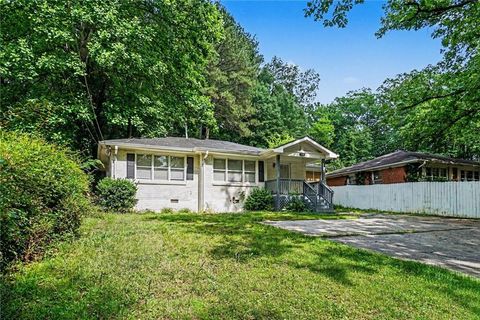 Homes For Sale - 164 Fairburn Road<br/> Atlanta, GA 30331