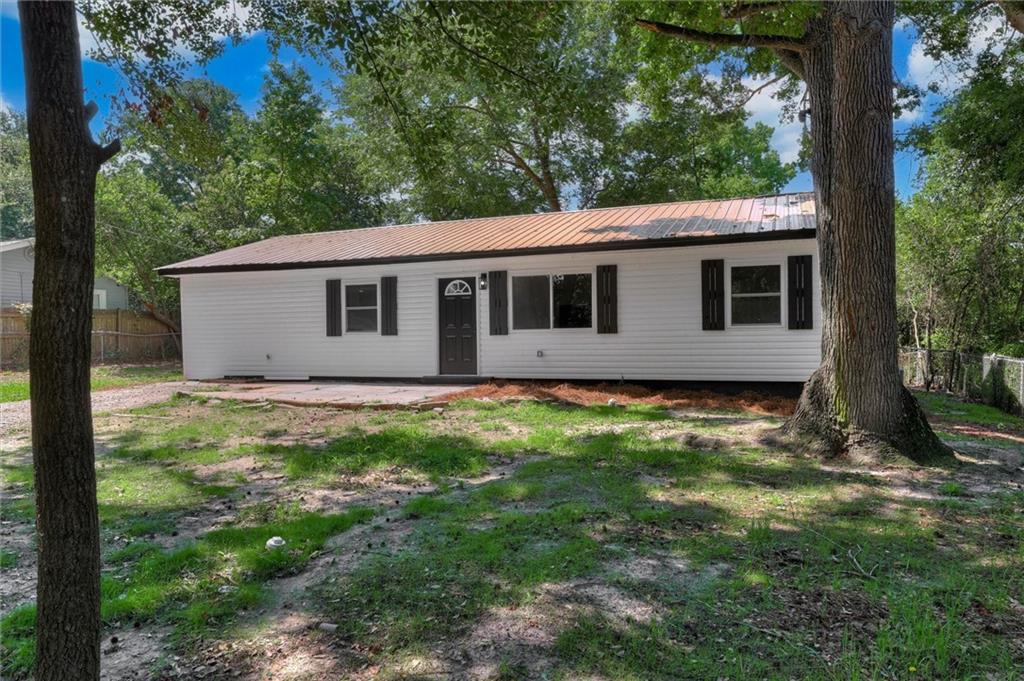 1704 Susan Circle