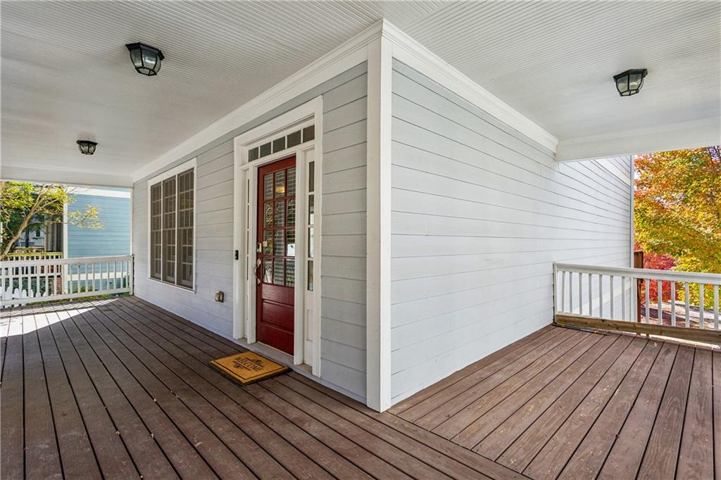 1856 Perry Boulevard NW