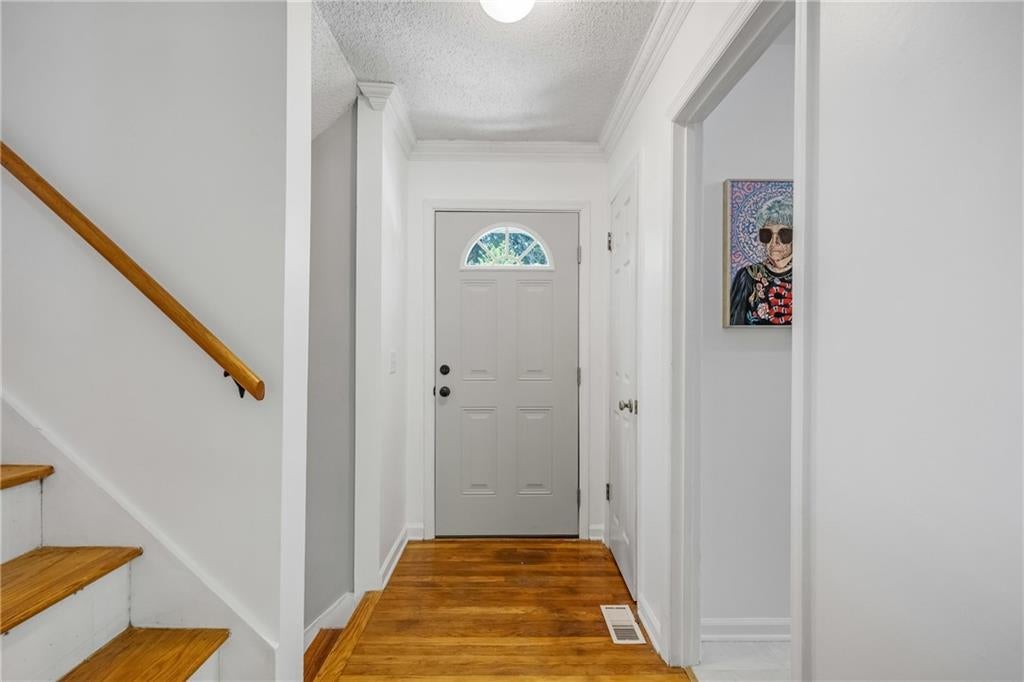 2544 W Laurel Ridge Drive