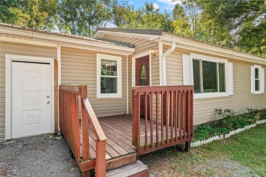 163 Ben Putnam Road