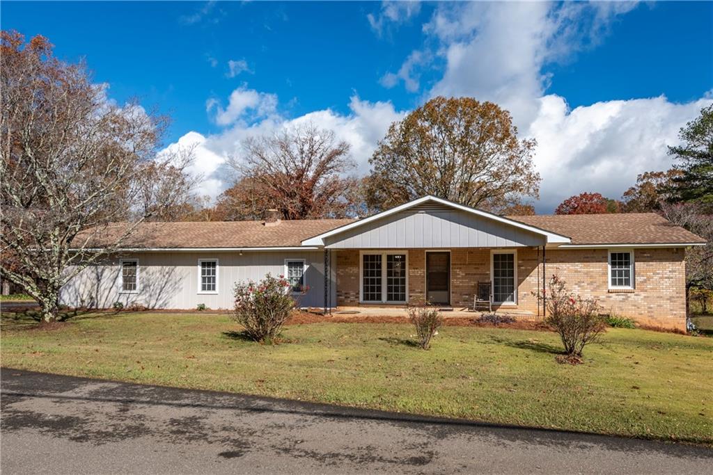 34 Oakmont Drive