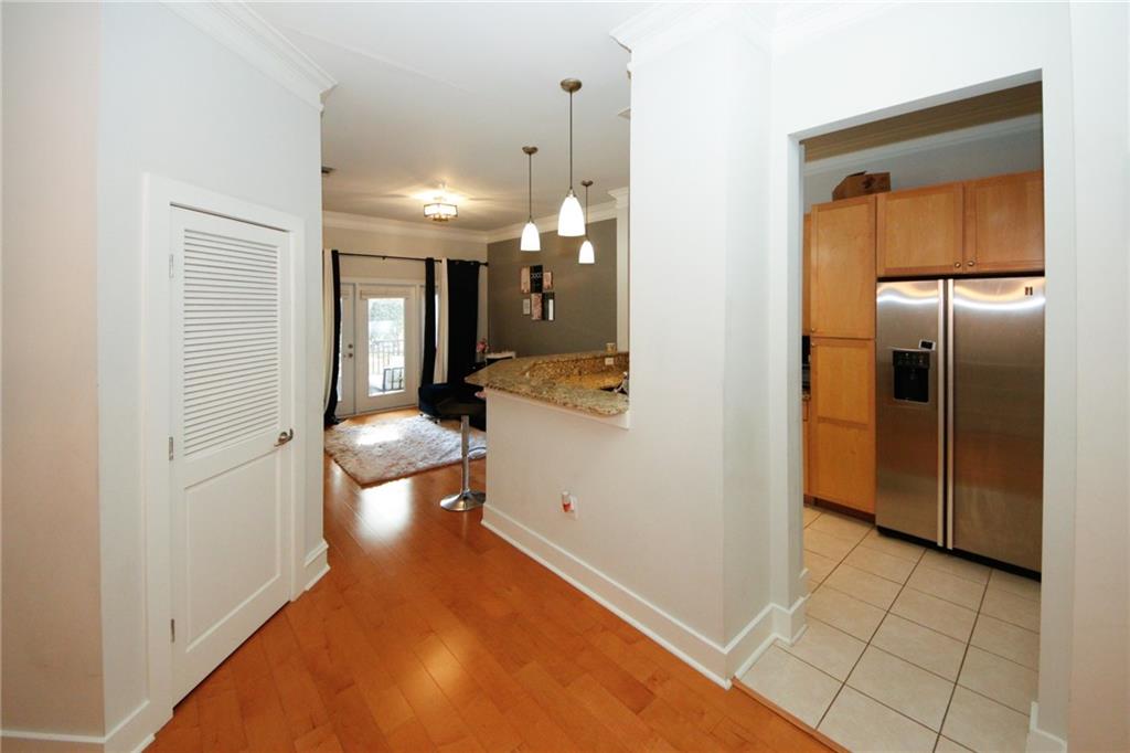 799 Hammond Drive 116