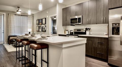 Condo For Rent - 800 Galleria Parkway #430<br/> Atlanta, GA 30339