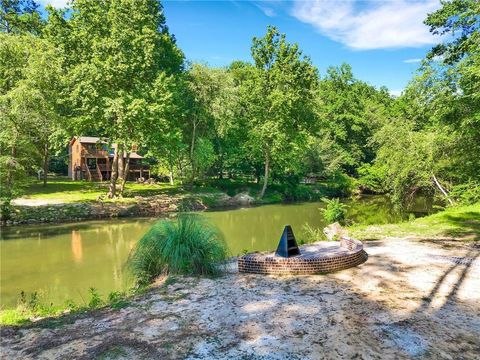 A home in Ellijay