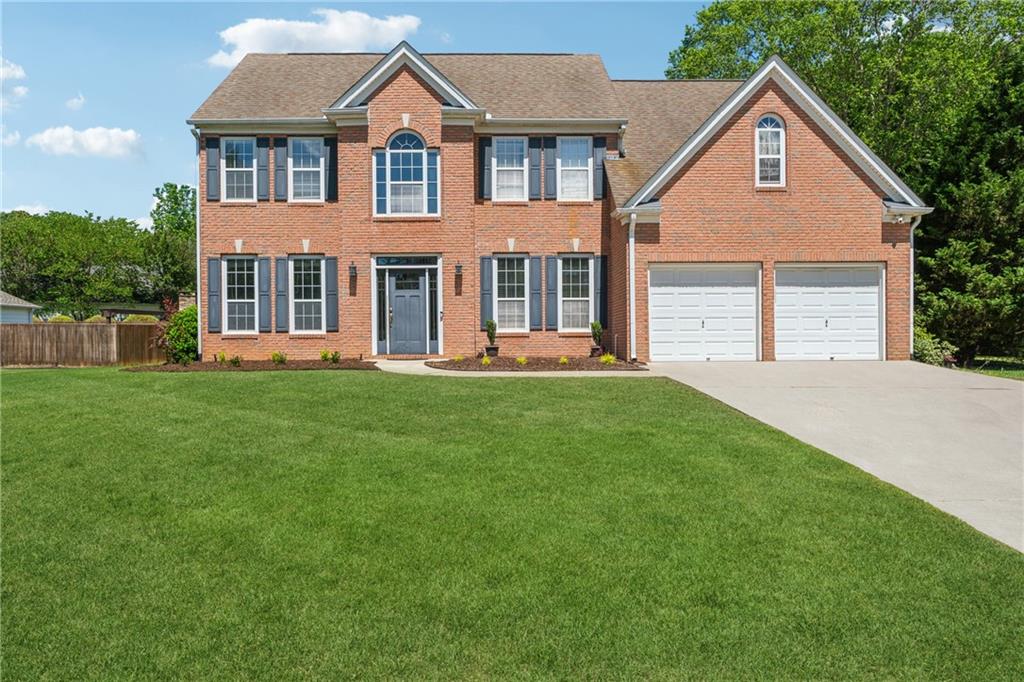 SPECTACULAR WATER VIEWS – Welcome to this stunning home located in the highly sought-after Dressage community, within the top-rated Vickery/West Forsyth school district. This traditional 4-bedroom, 2.5-bath residence truly checks all the boxes!
Enjoy a spacious, flat backyard—perfect for entertaining, outdoor fun, or simply relaxing in your own private oasis. Inside, the main level offers flexible living spaces to suit your lifestyle. Whether you need a music room, formal living area, home office, study space, or workout room, this home adapts beautifully to your needs.
A sun-drenched back room with panoramic windows can serve as a serene office or be converted into a main-floor guest suite by expanding the nearby half bath. The generous family room flows seamlessly into the oversized kitchen, making it ideal for hosting gatherings of any size.
Upstairs, you’ll find four bedrooms, two full bathrooms, and a conveniently located laundry room. The spacious primary suite includes a versatile bonus area—perfect for a home office, gym, nursery, or your own private retreat.
This home combines comfort, function, and unbeatable views in one of the area’s most desirable neighborhoods. Don’t miss this exceptional opportunity!