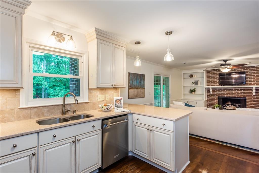 4204 Amberglade Court, Peachtree Corners, Georgia image 14