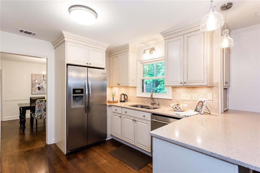 4204 Amberglade Court, Peachtree Corners, Georgia image 11