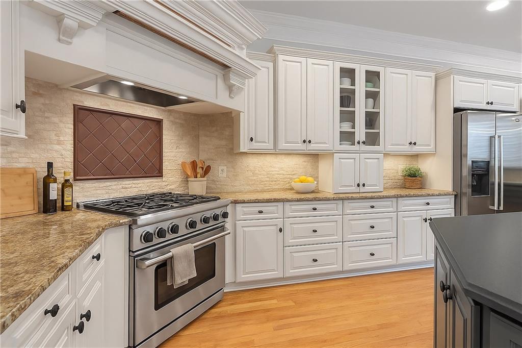 5040 Harrington Road, Johns Creek, Georgia image 10