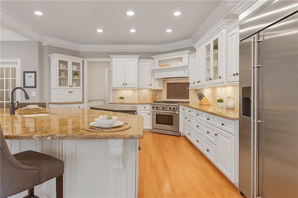 5040 Harrington Road, Johns Creek, Georgia image 12