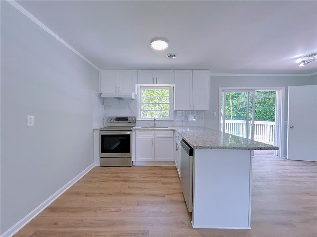 292 W Teamon Circle, Griffin, Georgia image 5