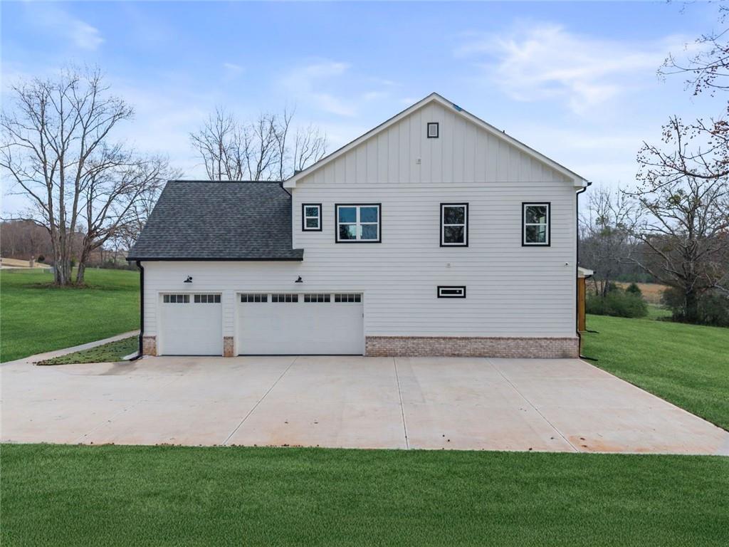 105 River Meadow Lane