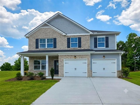 Homes For Sale - 401 Cedar Wood Trace<br/> Winder, GA 30680