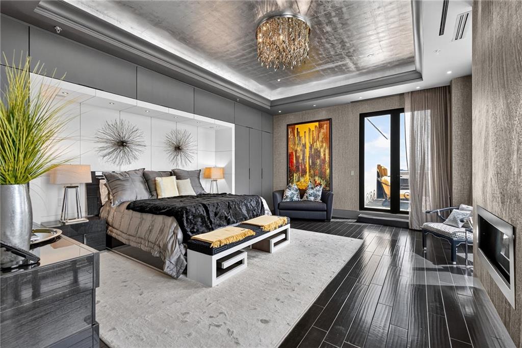2233 Peachtree Road NE 1602