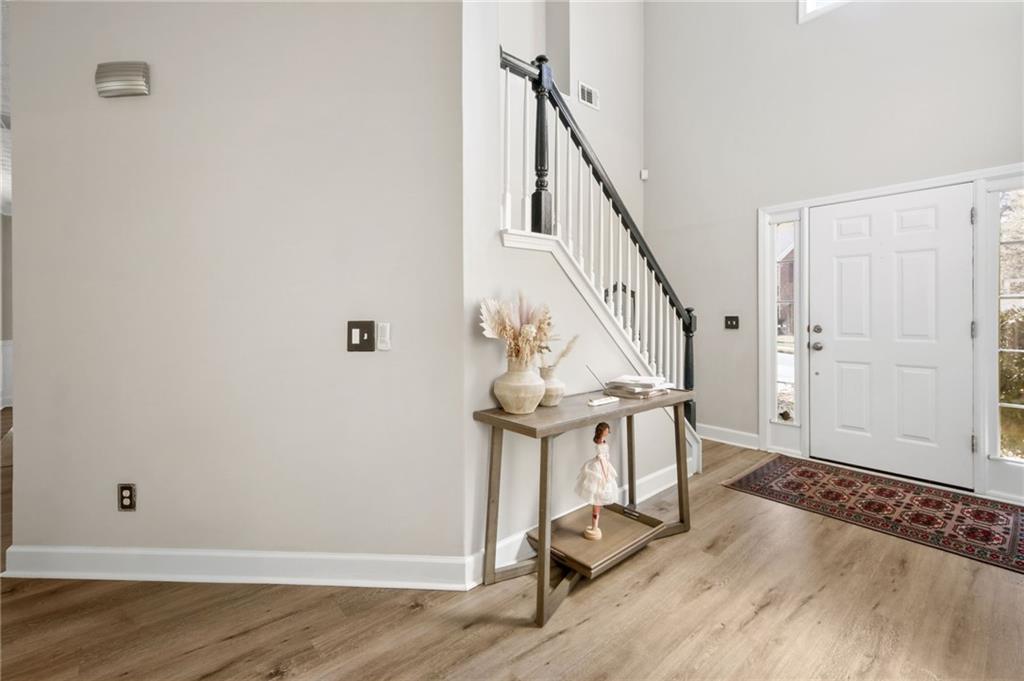 2880 Georgian Manor Drive