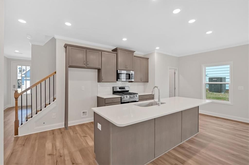 475 Azalea Crossing