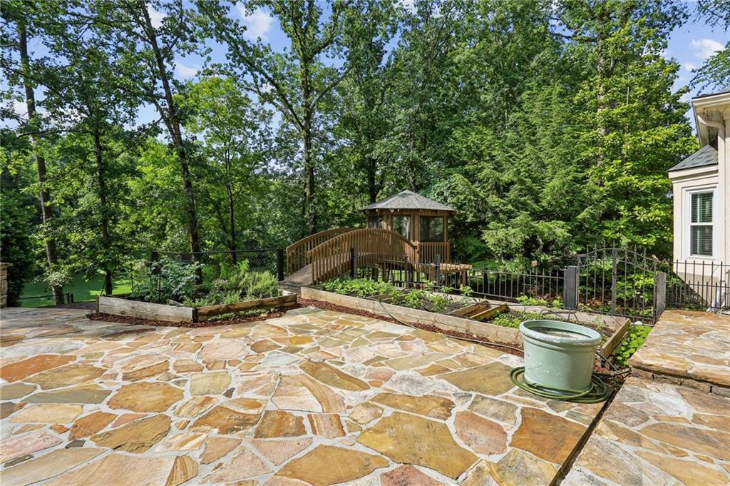 Atlanta Country Club - Residential