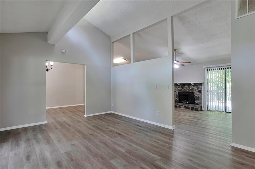 4055 Chimney Ridge Way