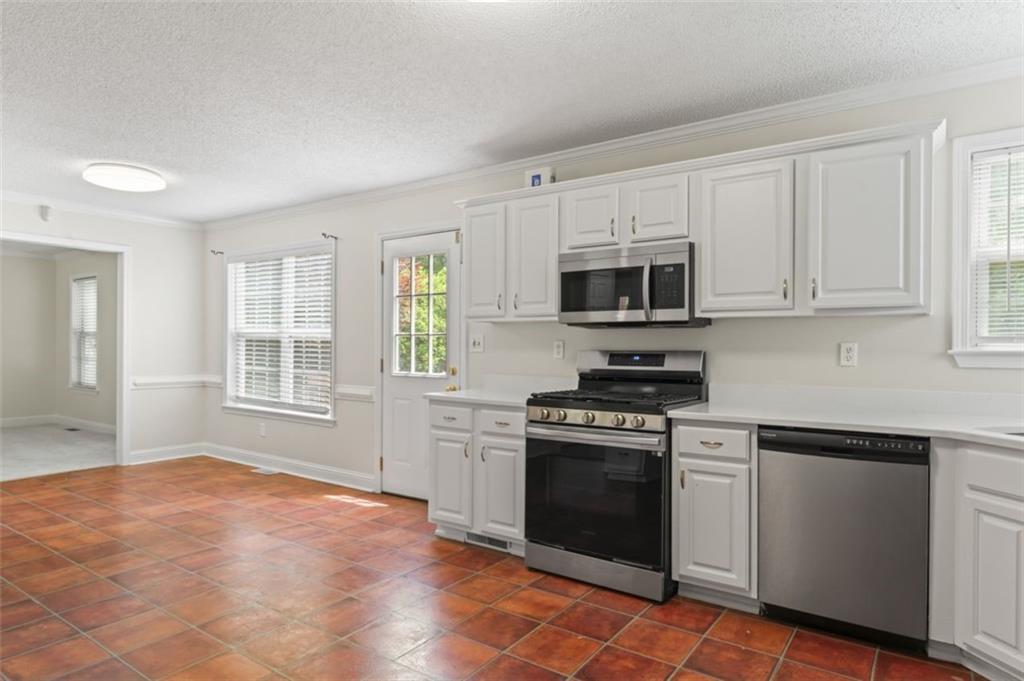 129 Crown Walk, Mcdonough, Georgia image 13