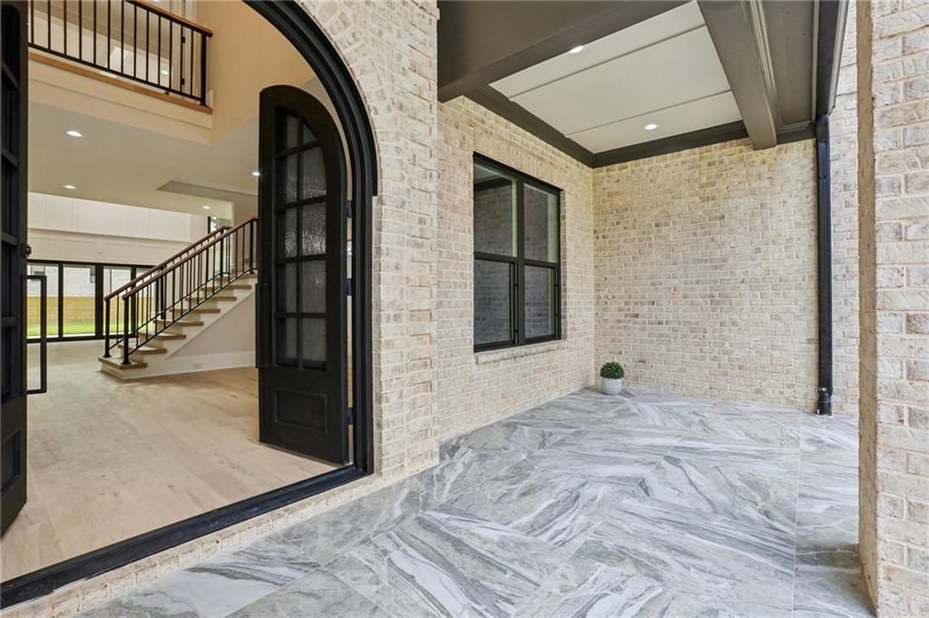 1090 Larosa Drive