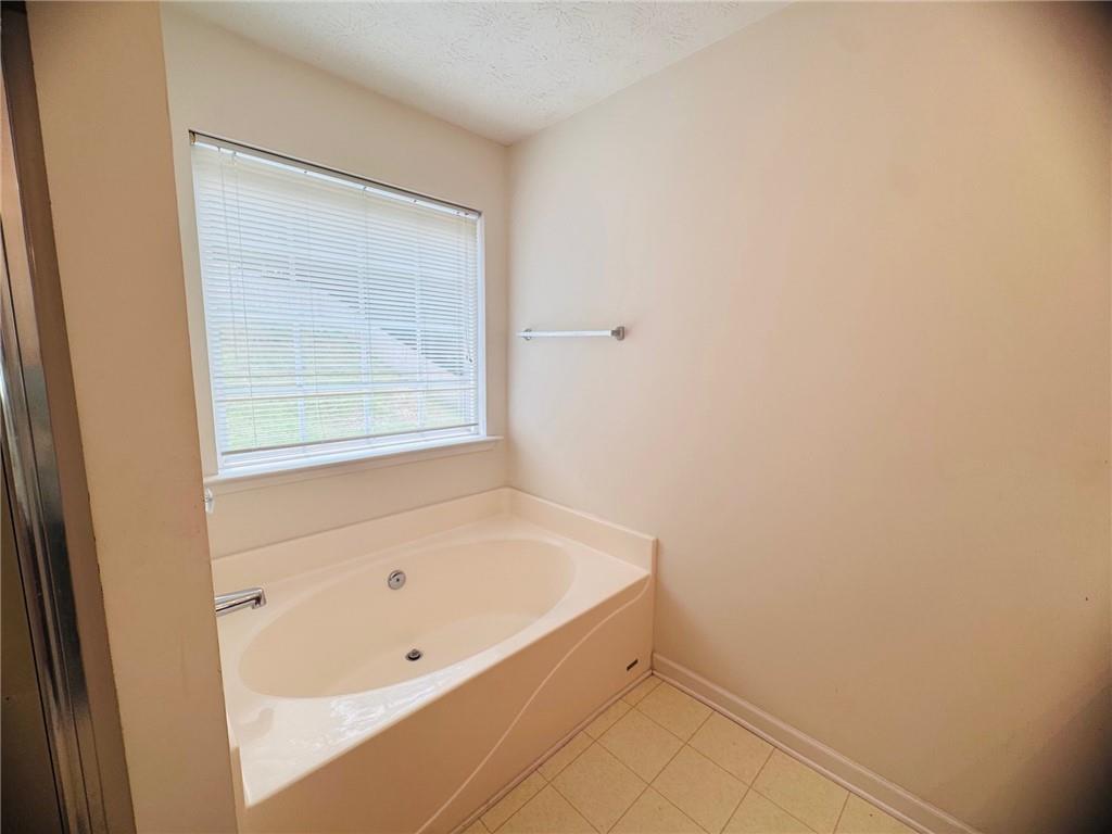 5421 Skylar Creek Lane, Buford, Georgia image 30