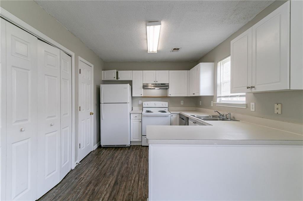 256 Turnstone Road