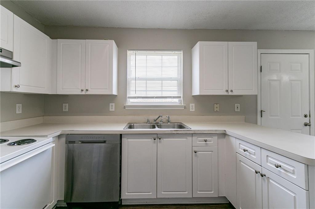 256 Turnstone Road