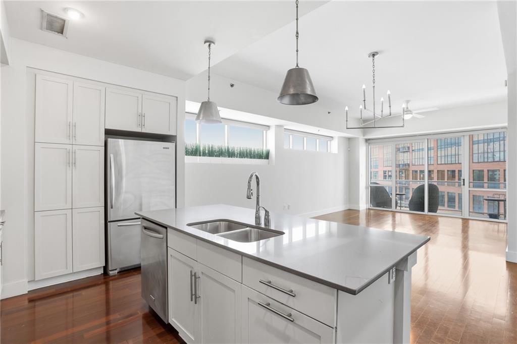 1100 Howell Mill Road NW 608