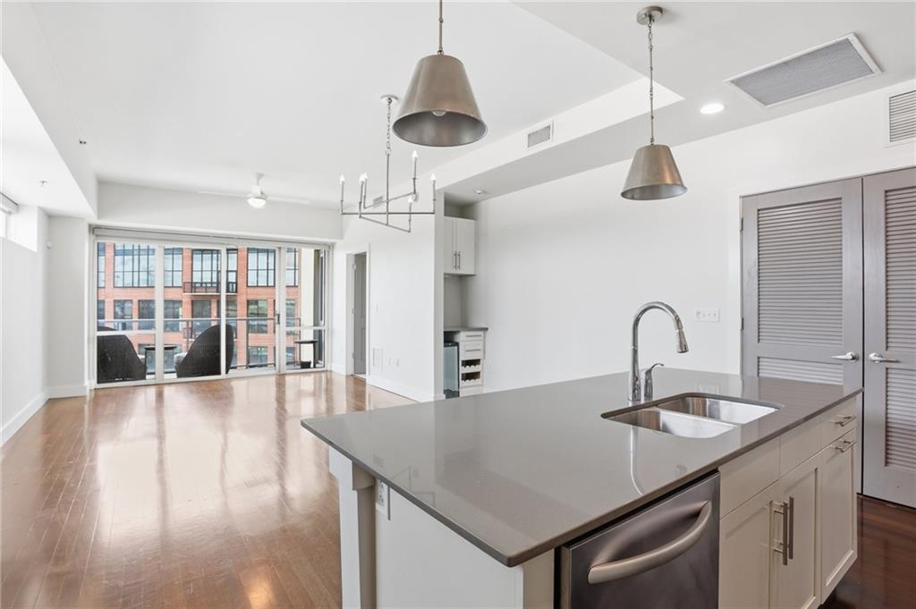 1100 Howell Mill Road NW 608