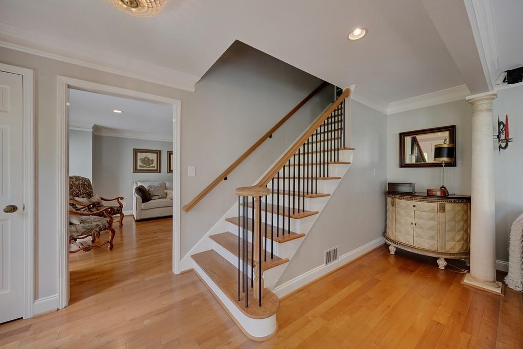 4002 Edgewood Court