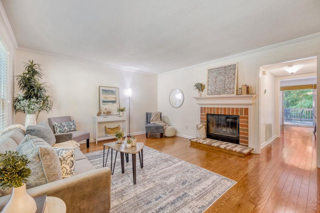 2355 Northlake Court NE