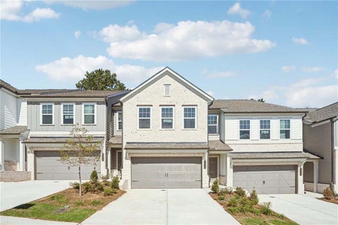 Townhouse For Sale - 320 Dearborn Drive<br/> Bartow County, Cartersville, GA 30120