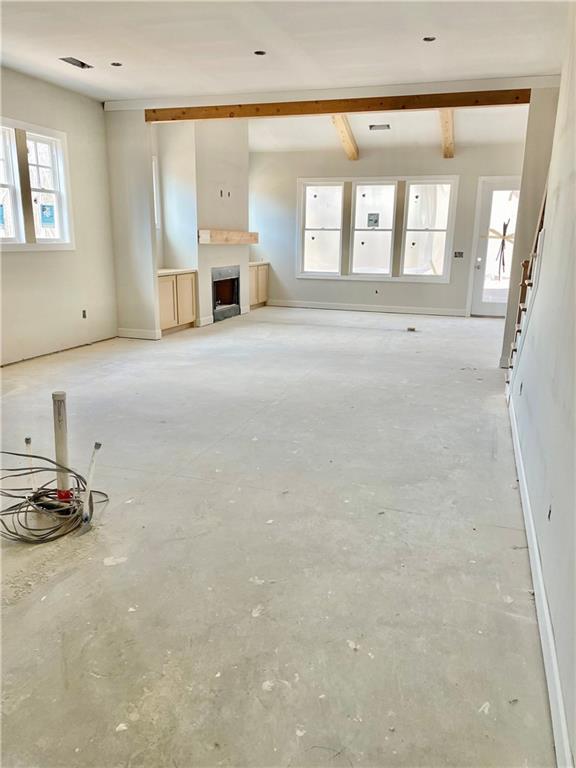 160 Cherokee Drive S