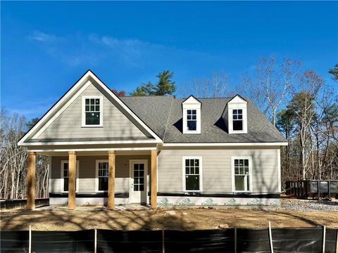 160 Cherokee Drive S Waleska GA 30183