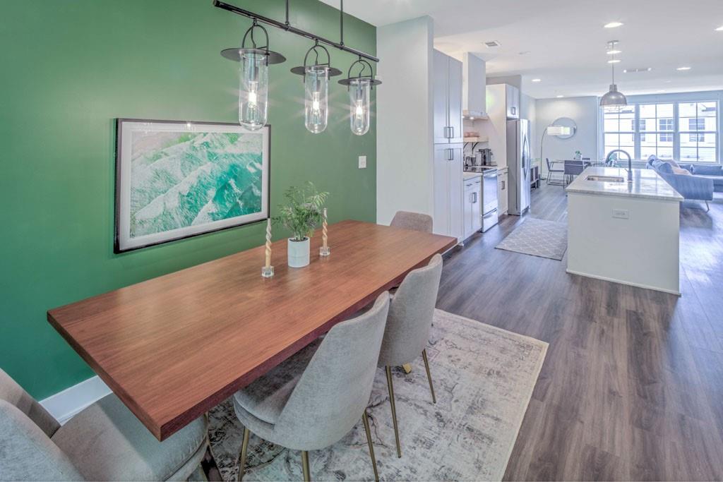 24 Becker Place NW