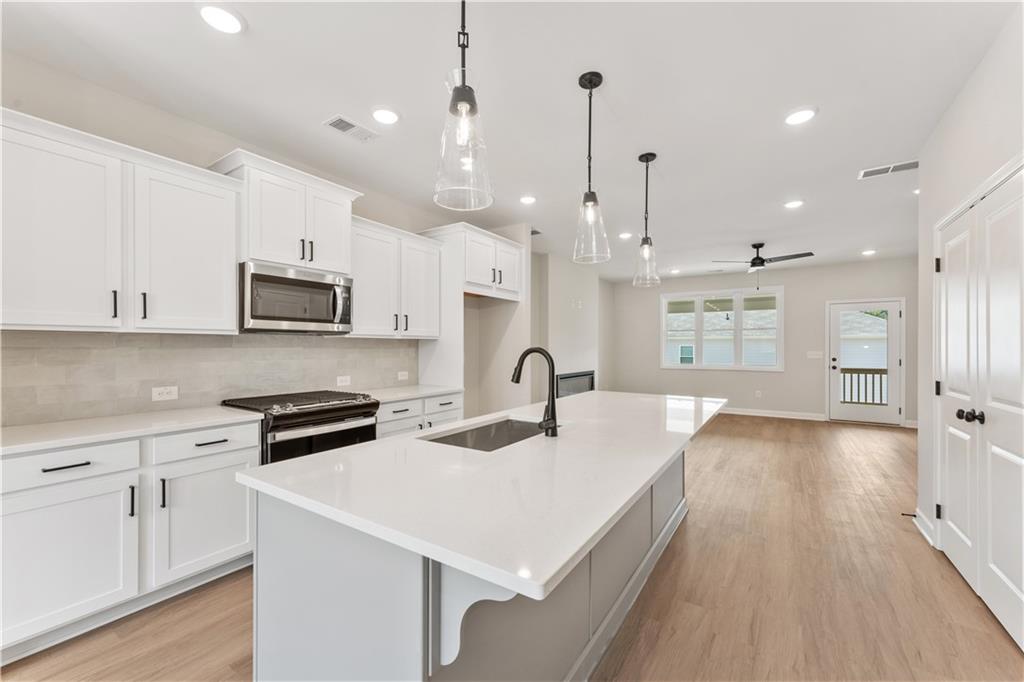 3336 Cranston Lane
