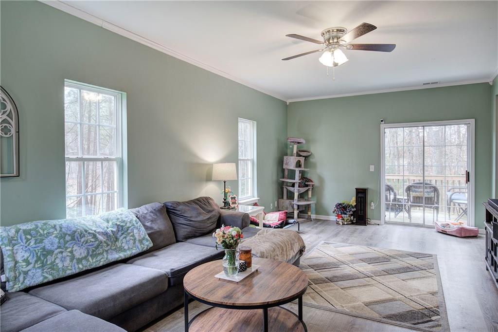 385 Griffin Road NW