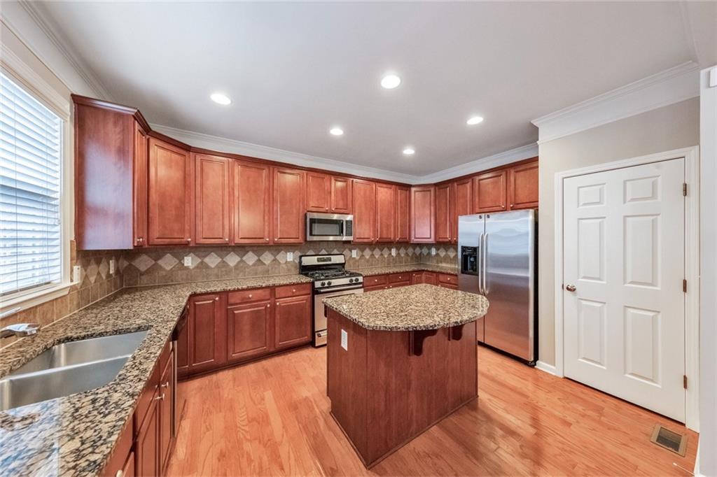 3363 Cumberland Club Drive 16