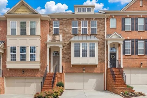 3363 Cumberland Club Drive 16 Atlanta GA 30339