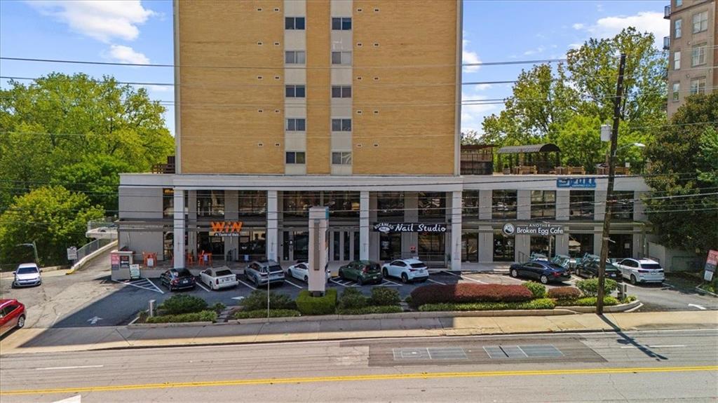 2285 Peachtree Road NE 709