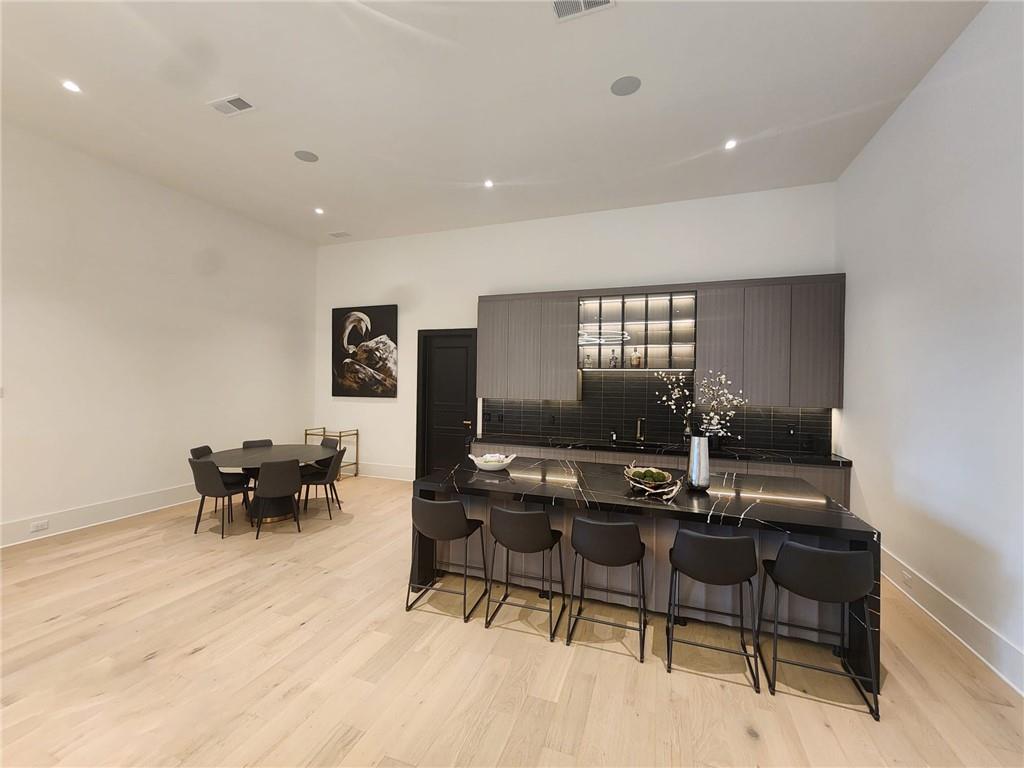 Echelon - Residential