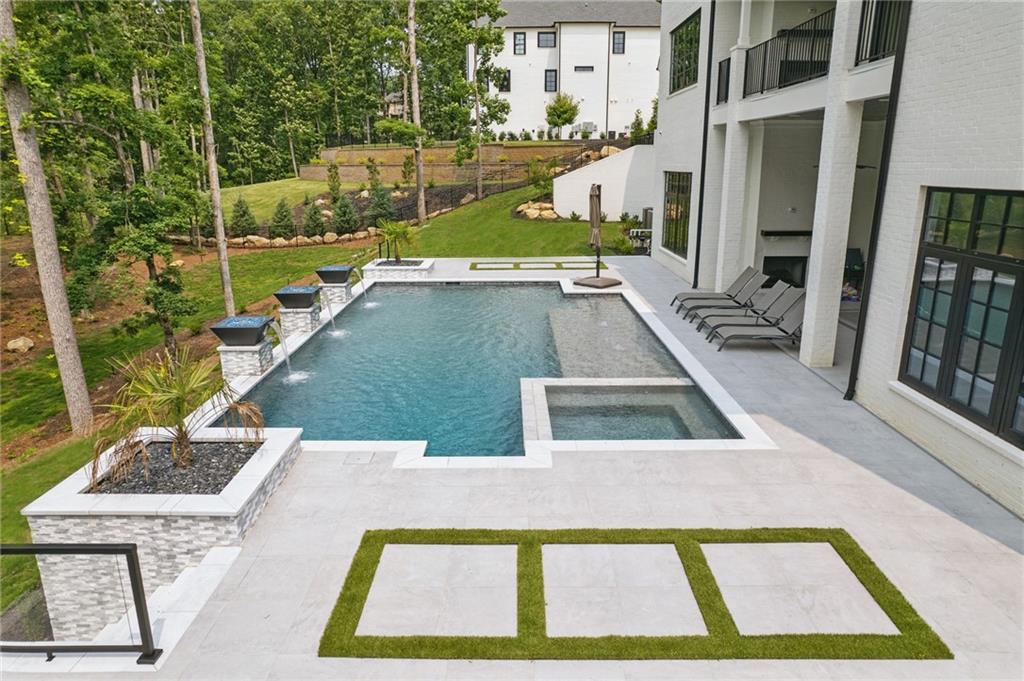 Echelon - Residential