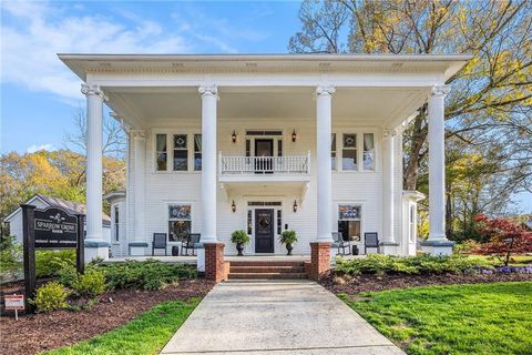 Homes For Sale - 410 E Church Street<br/> Walton County, Monroe, GA 30655