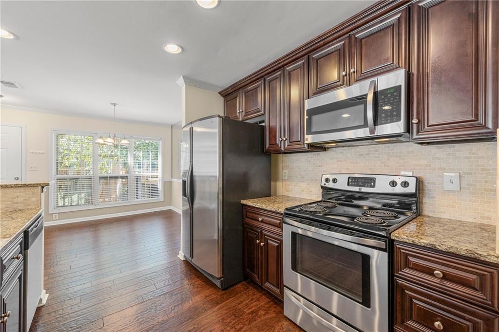 610 Mill Pond Drive, Smyrna, Georgia image 9
