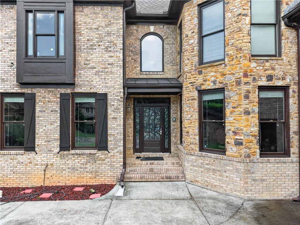 585 Settles Brook Court