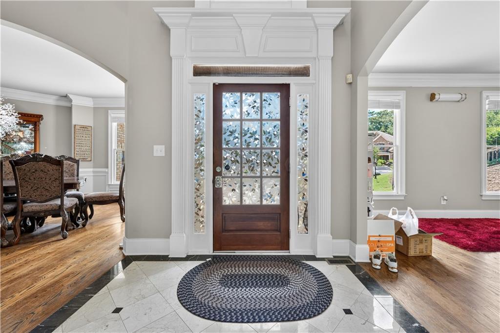 585 Settles Brook Court