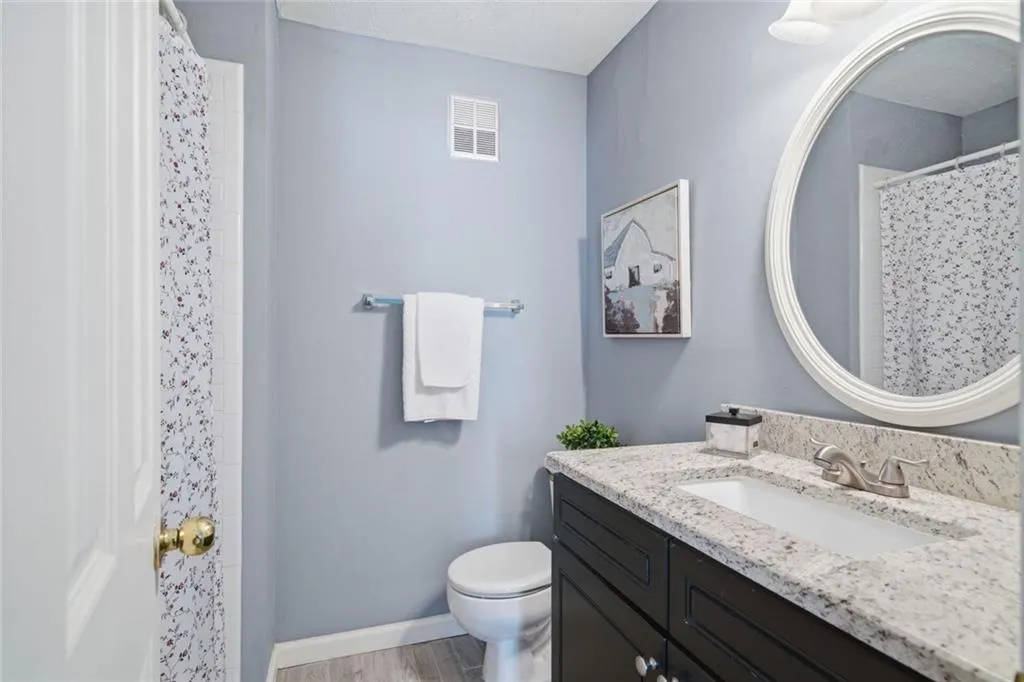 Marietta, Georgia 30067, United States, 3 Bedrooms Bedrooms, ,3 BathroomsBathrooms,Residential,Active,251845